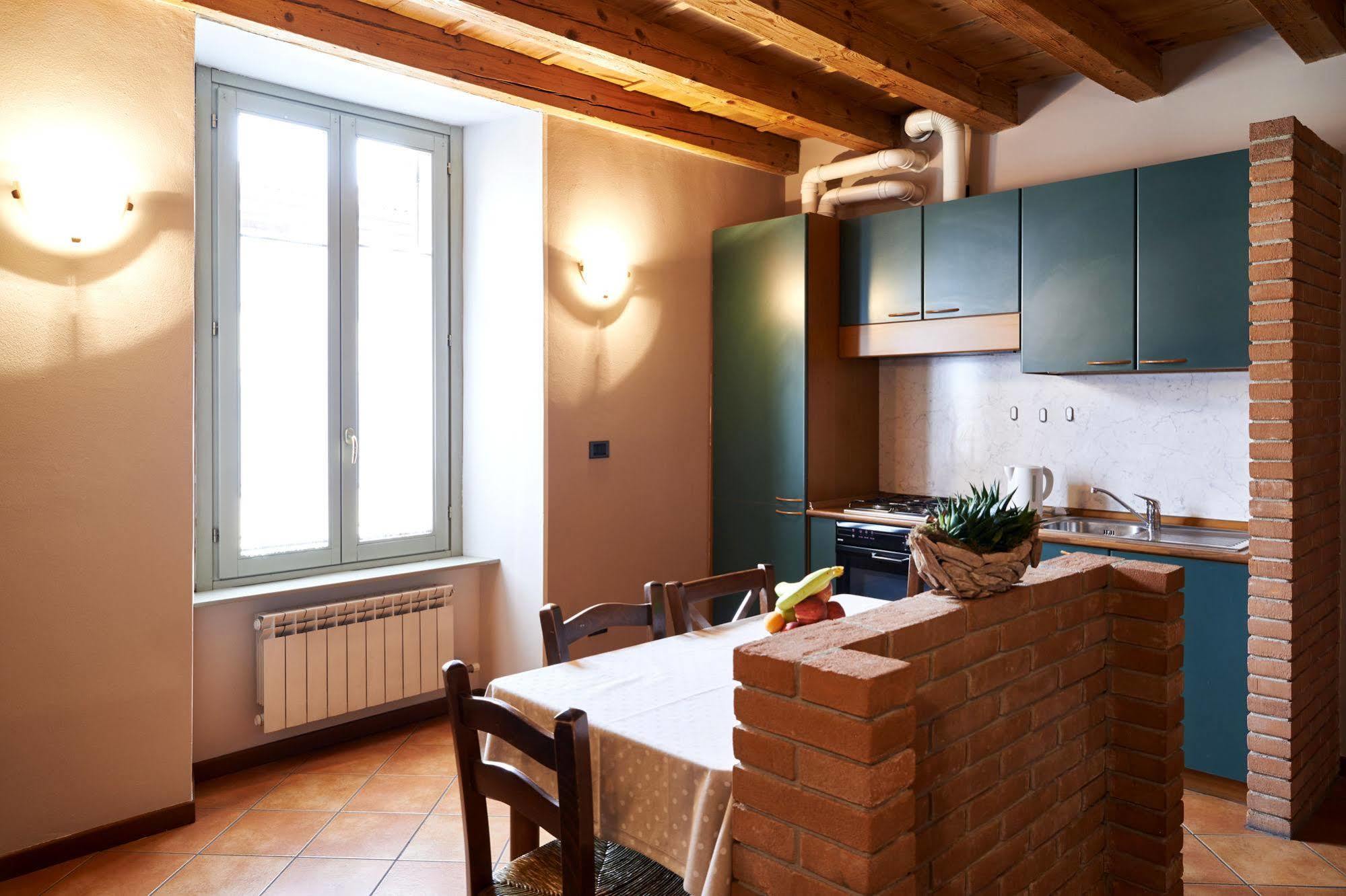 Aparthotel Antico Borgo à Bergame Extérieur photo