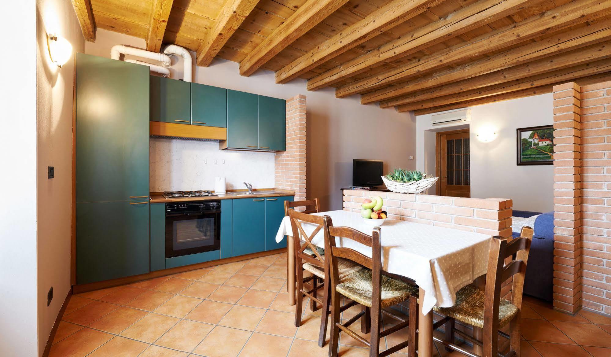 Aparthotel Antico Borgo à Bergame Extérieur photo